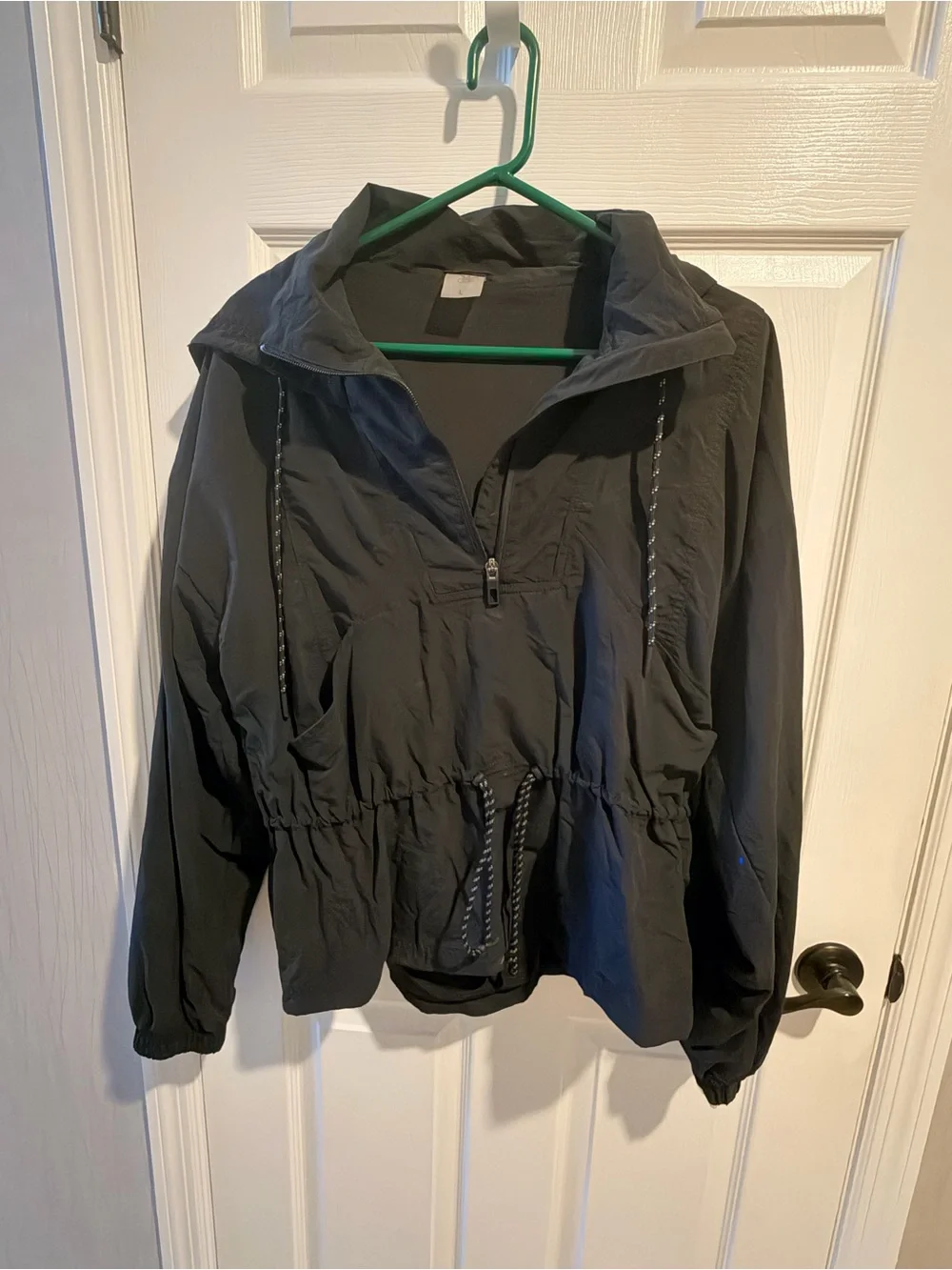 Calia women’s Black Pullover Jacket - Hooded Windbreaker - size medium
